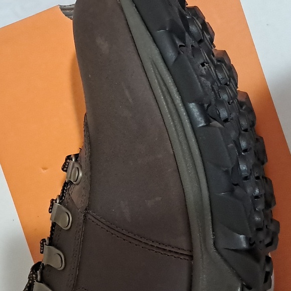 Timberland Men's Mt Madden Mid LC Waterproof Hiking Boots - Picture 12 of 17